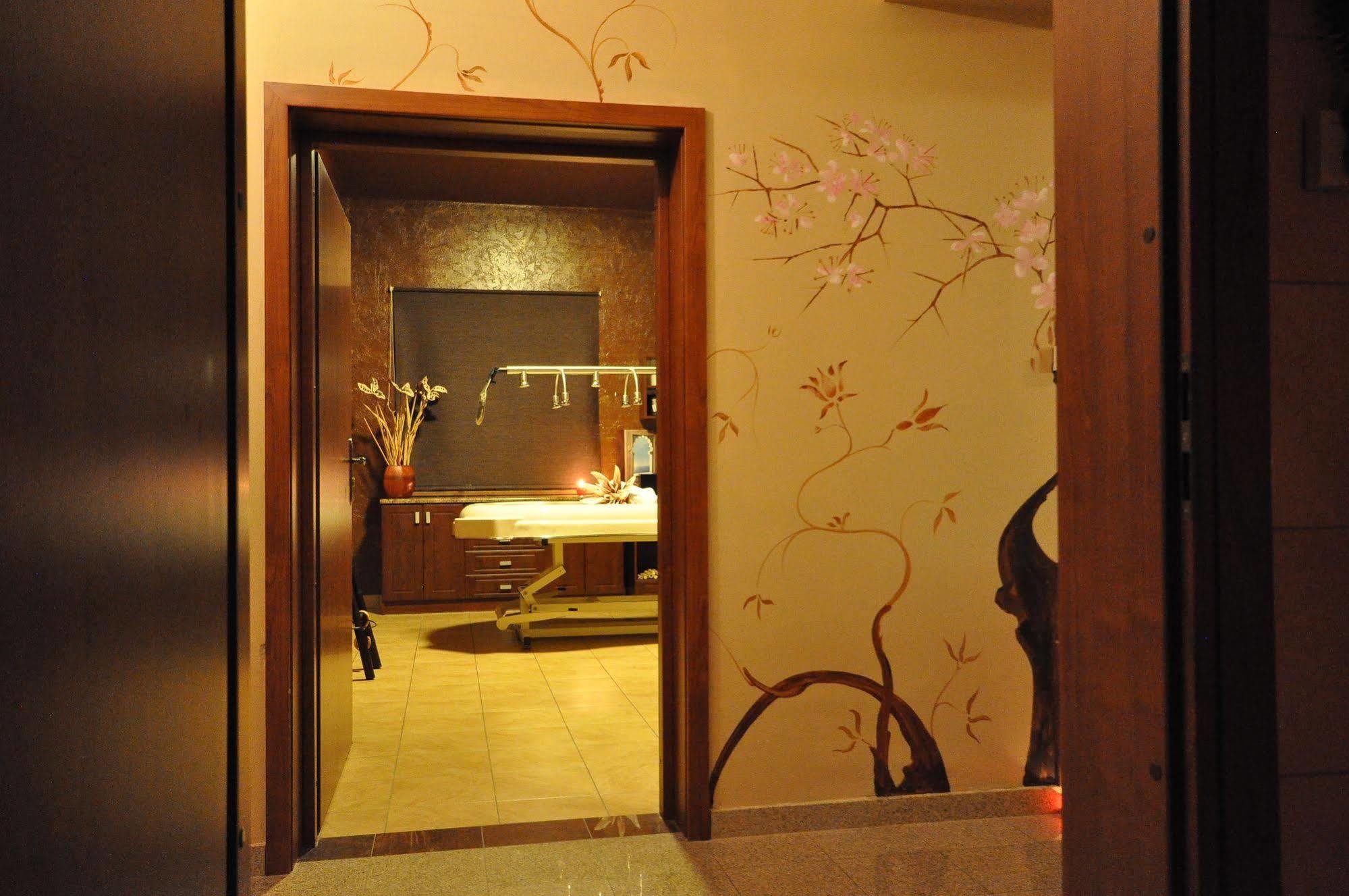 Hotel Karino Spa Polanczyk Exterior photo